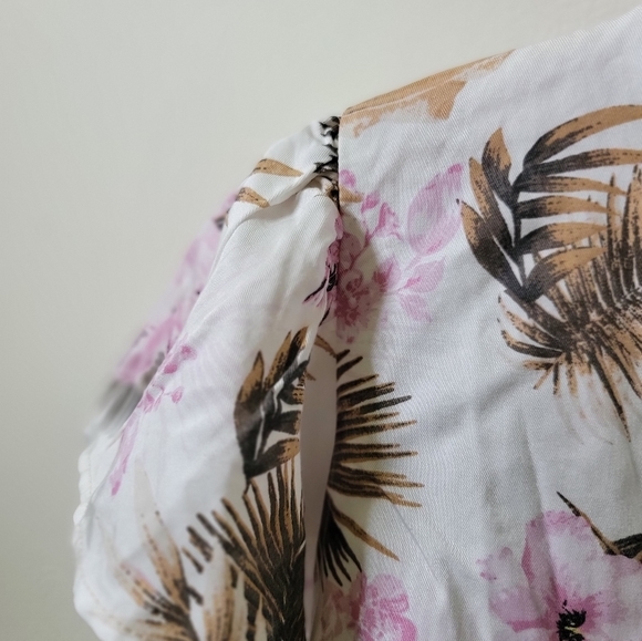 Kut from the cloth‎ palm floral wrap shirt small - Picture 5 of 6